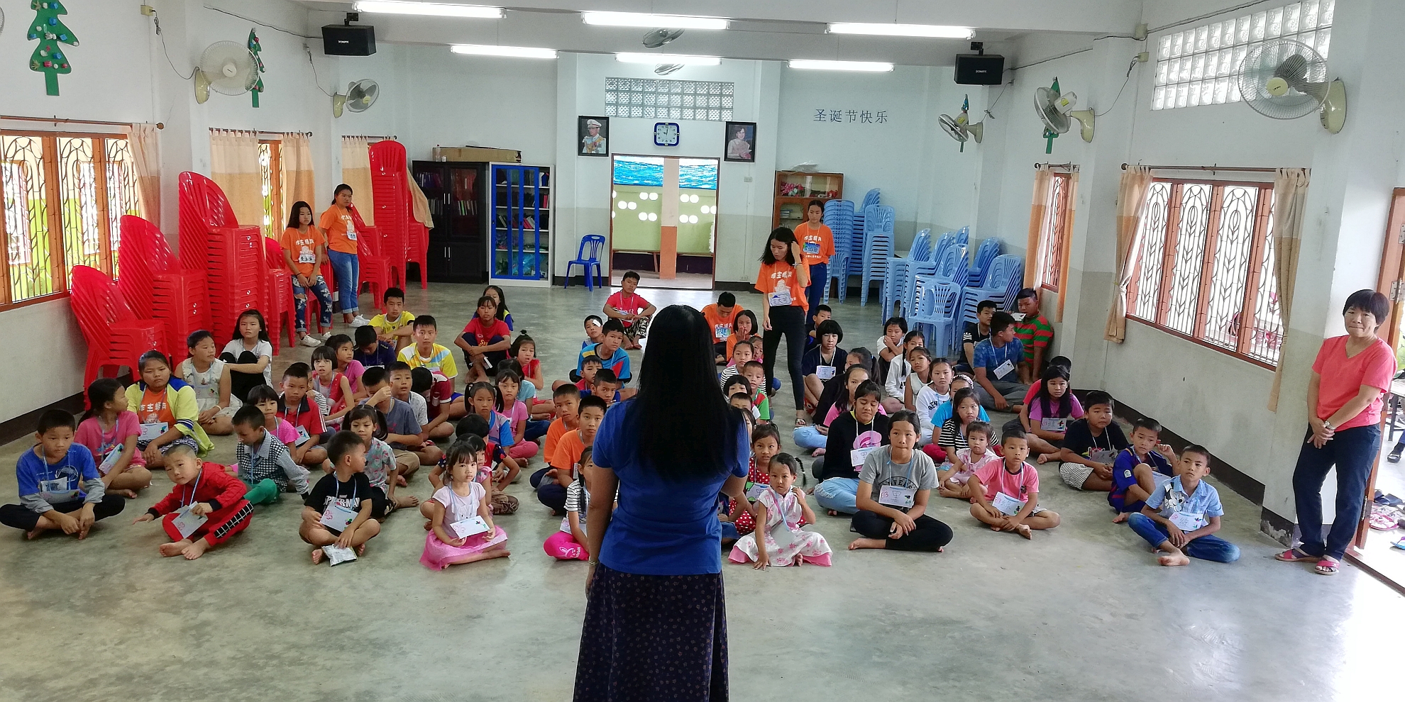 潔萍在熱水塘教會的主日學日營分享