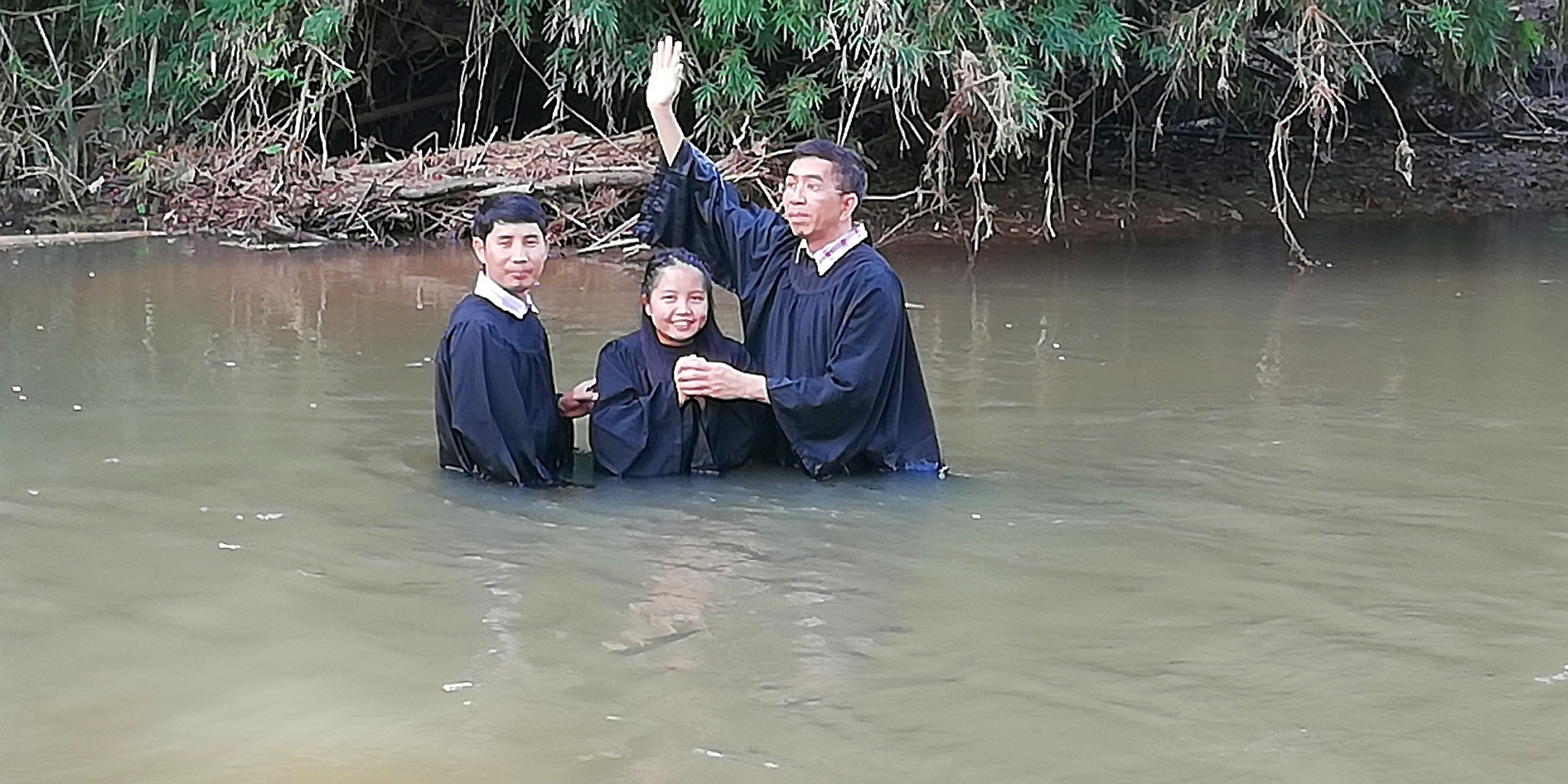 在國家管理的郊野公園河道施行聖禮