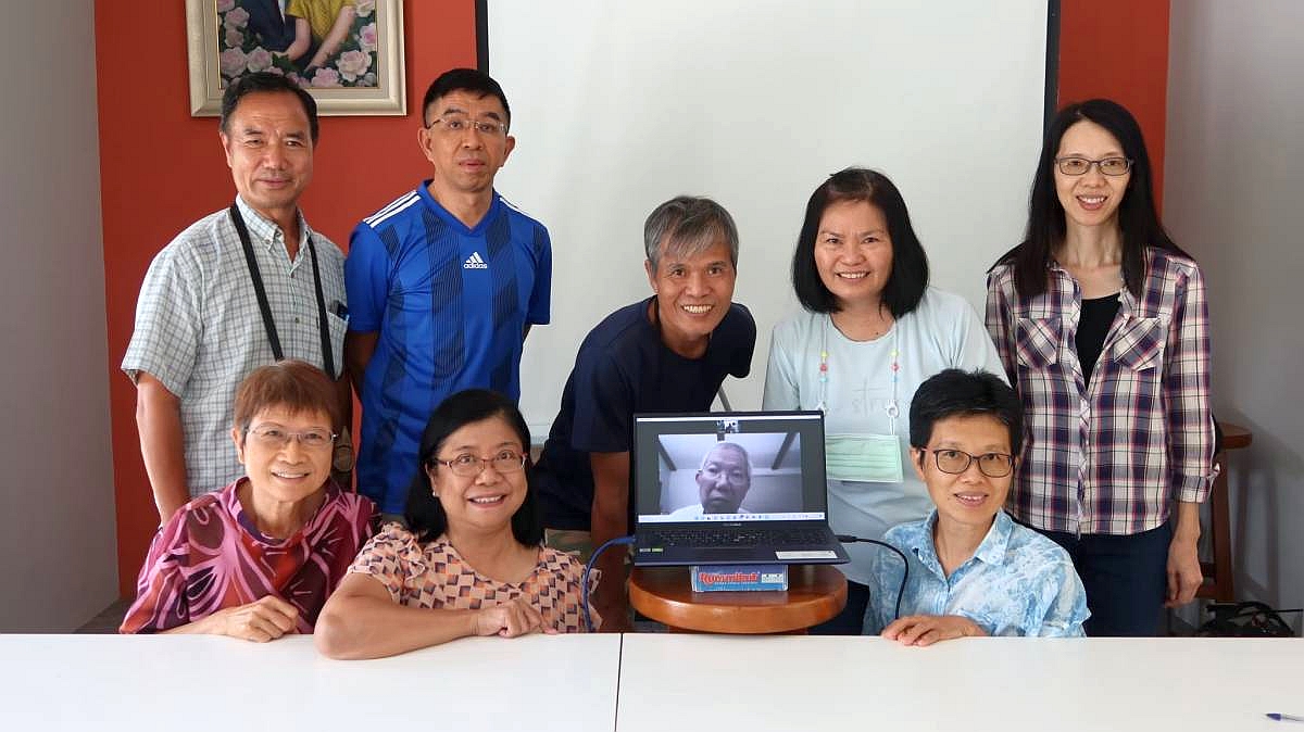 六月底，泰國中福宣教士年會的大合照 總幹事朱昌錂牧師人在美國