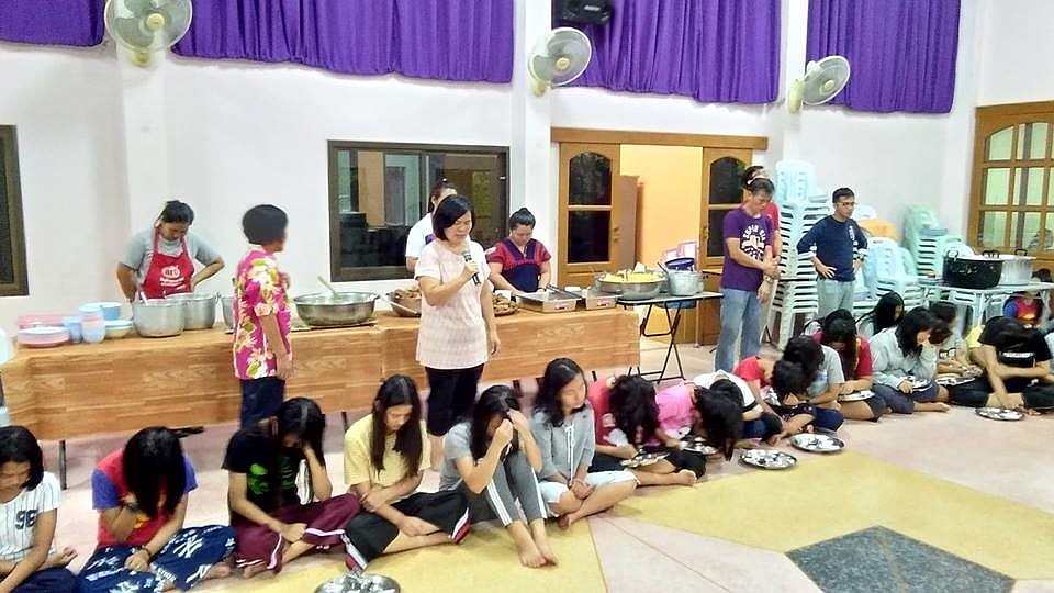 兩院舍的孩子主日一起崇拜