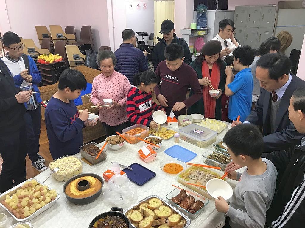 遷堂感恩崇拜後愛筵