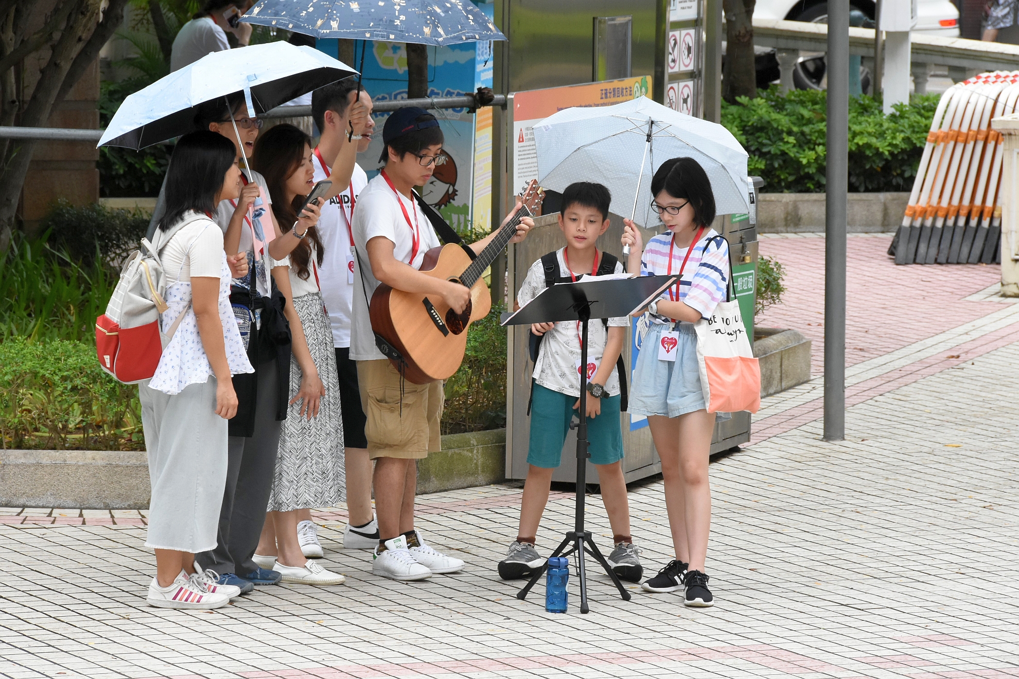 《祝福雀仔園夏日嘉年華》 雨中佈道